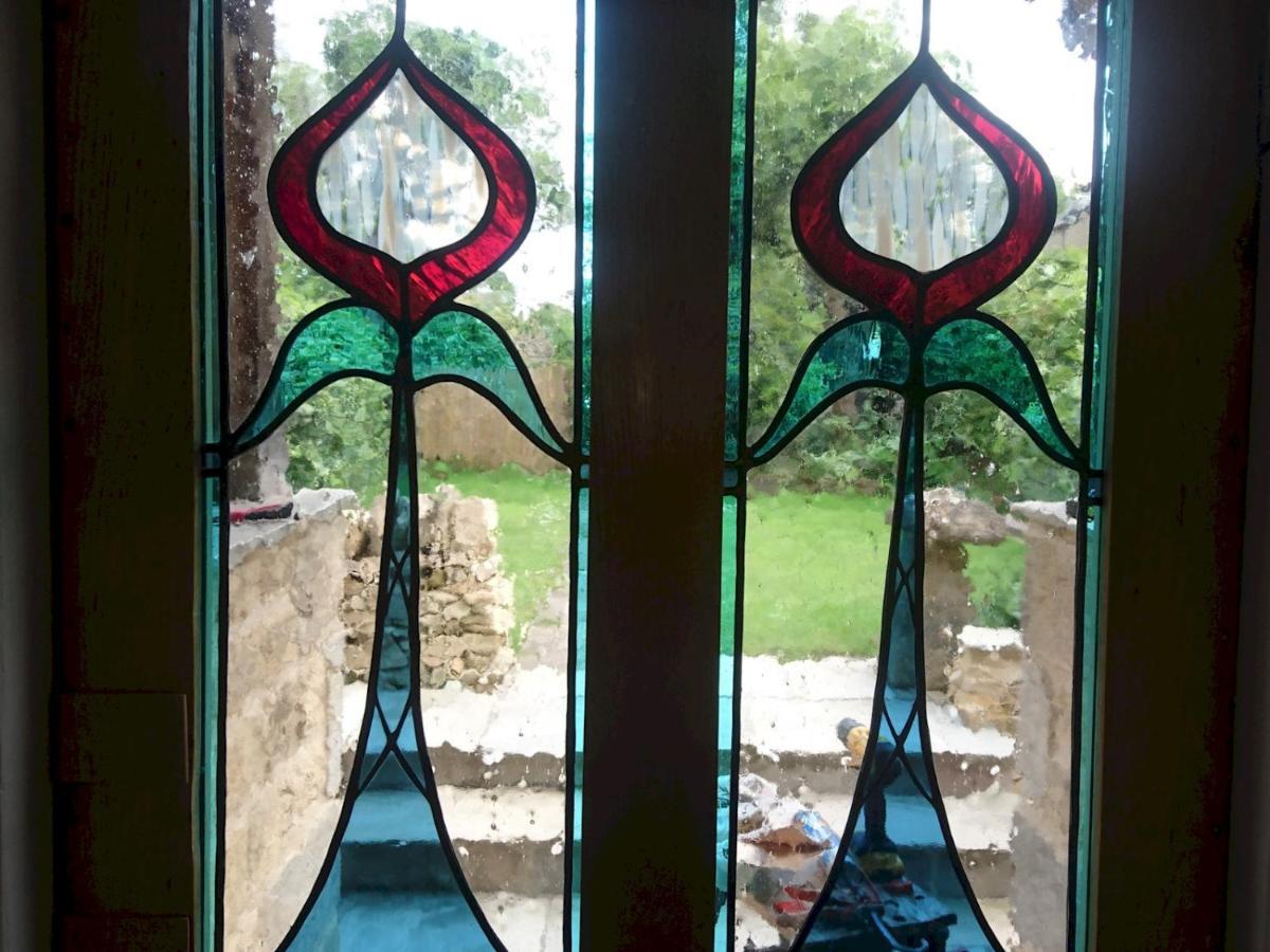 Pass The Keys The Pippins A Cotswold Cottage And Garden Parking ストウ・オン・ザ・ウォルド エクステリア 写真